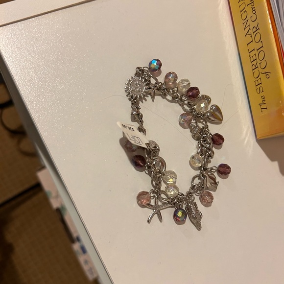 4 bracelets all unique - Picture 4 of 9